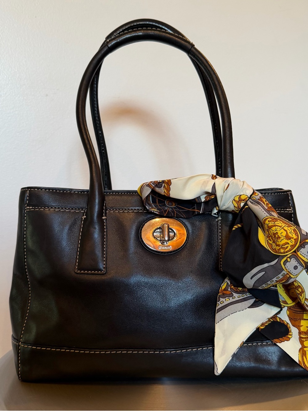 Coach Y2K Hampton Madeleine Carryall Satchel Tote Black Leather Turnlock closure - Picture 4 of 14